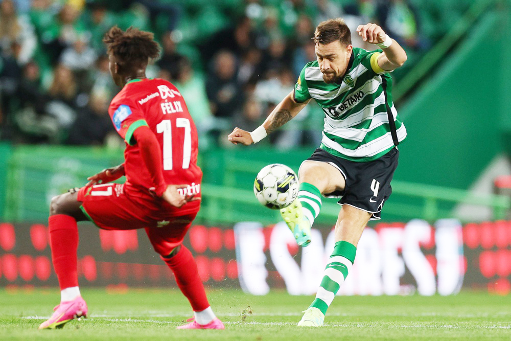 El uruguayo Sebastián Coates agranda su legado en el Sporting de Portugal