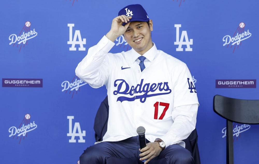 Ohtani dice que la vocación ganadora de los Dodgers lo convenció de firmar un contrato récord