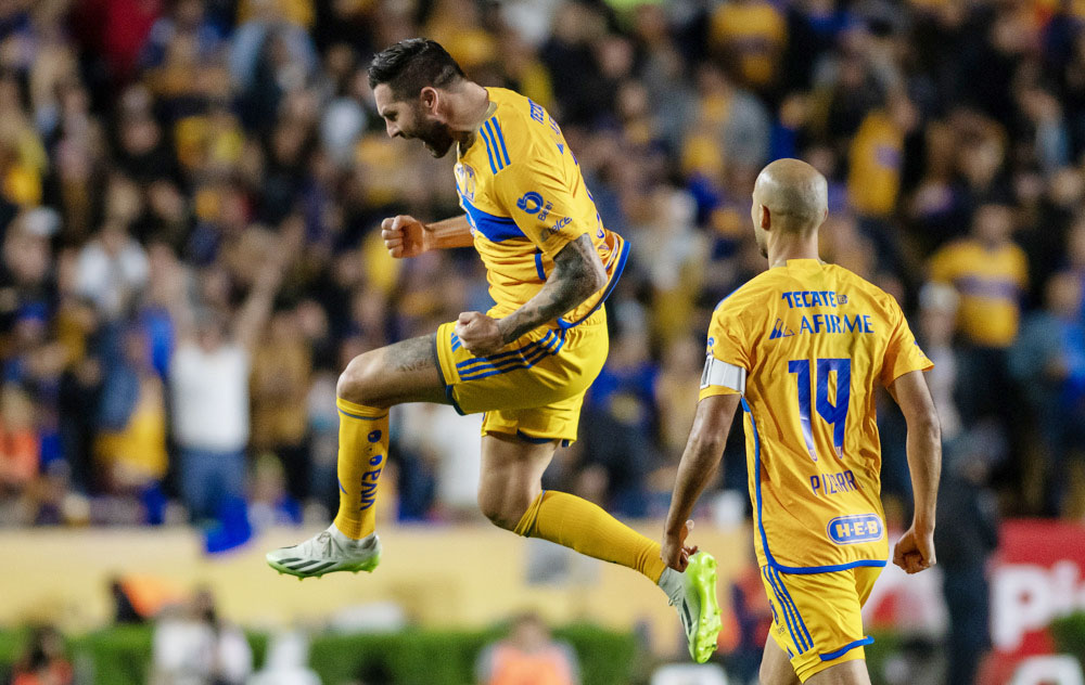 3-0. Tigres golean a Puebla y chocarán en las semifinales del fútbol en México con Pumas