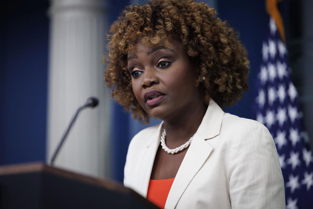 La Casa Blanca critica la nueva ley de Texas porque "deshumaniza" a los migrantes