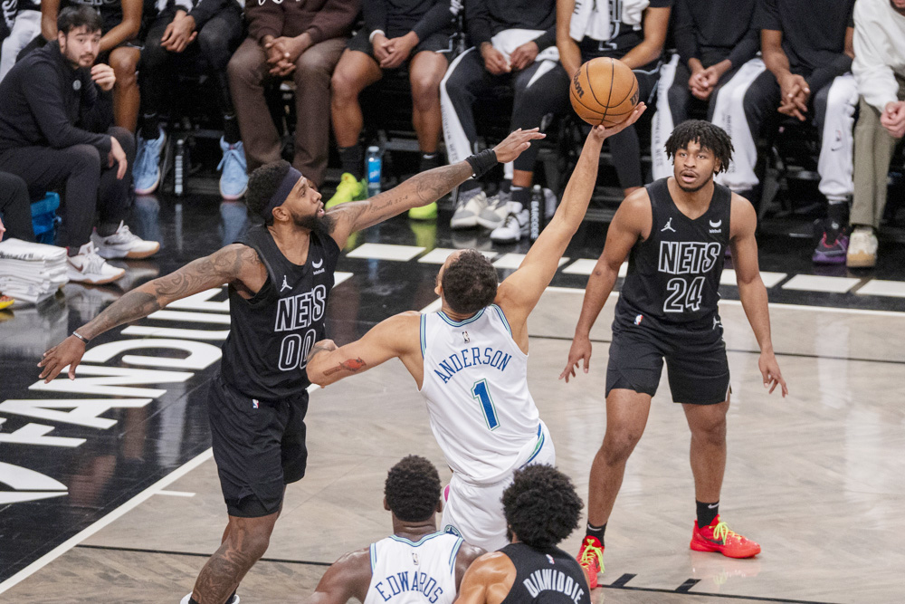 Los Celtics destrozan a los Heat y los Knicks anulan a los Nuggets