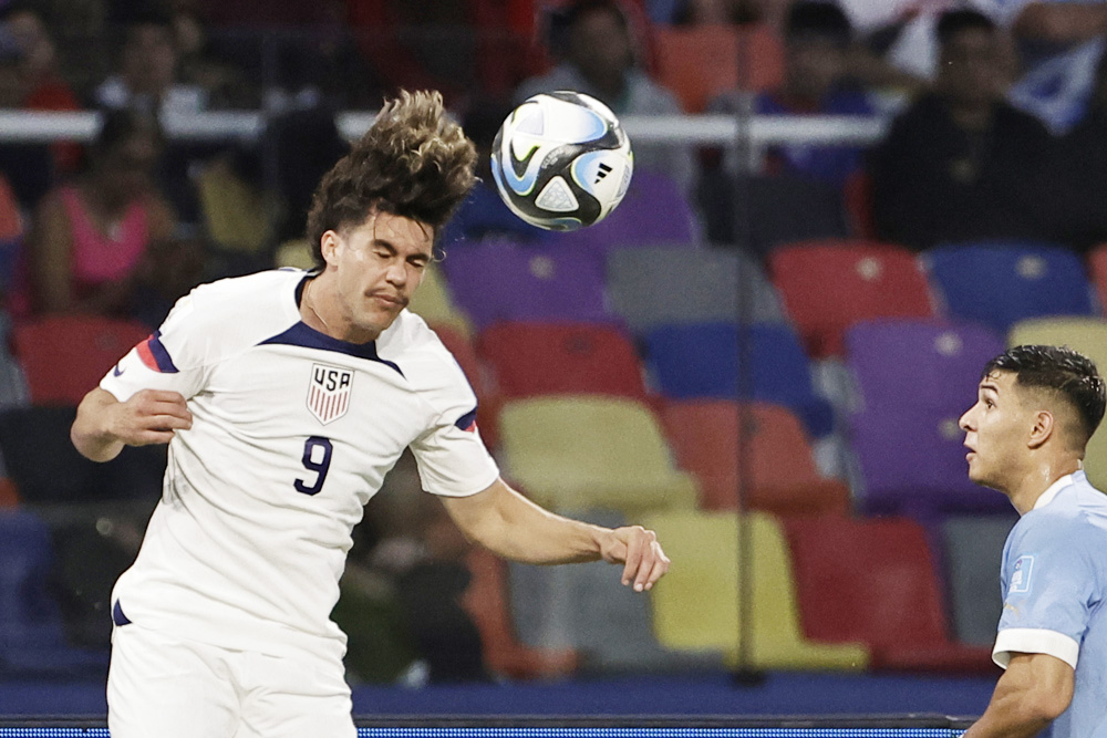 El estadounidense Cowell ficha por las Chivas de Guadalajara