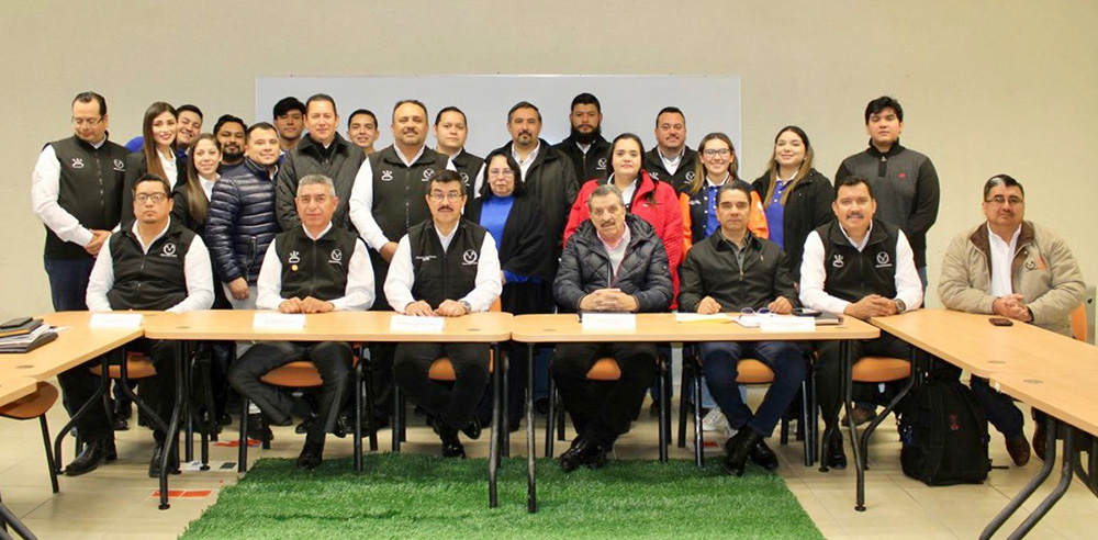 Dialoga Dámaso Anaya con universitarios de Río Bravo y Valle Hermoso