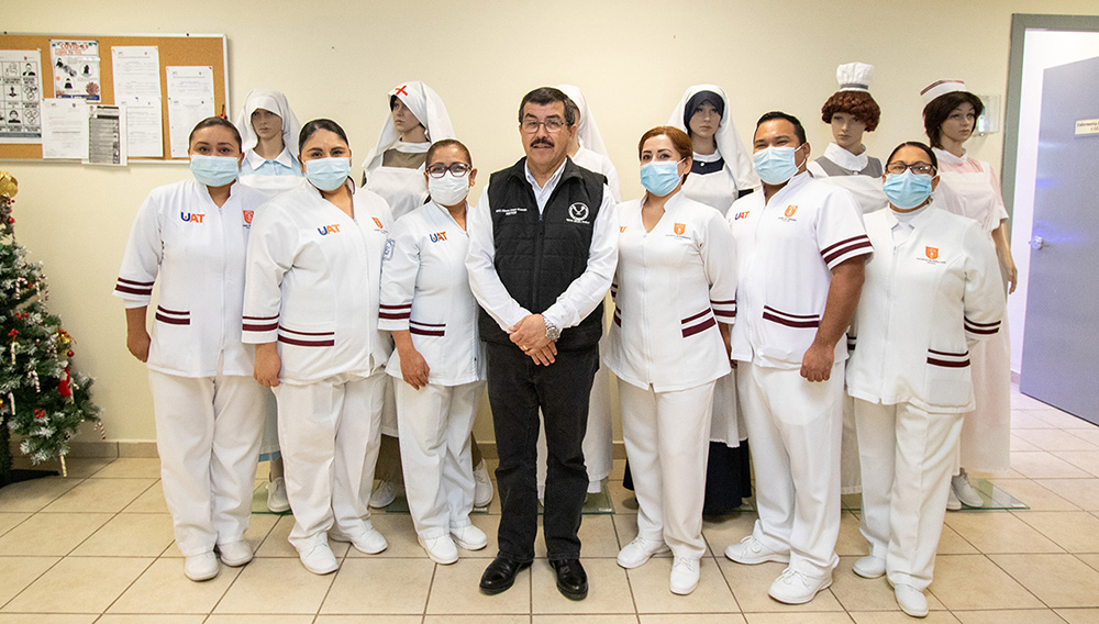 Elevar índices académicos de la UAT, un compromiso: Dámaso Anaya