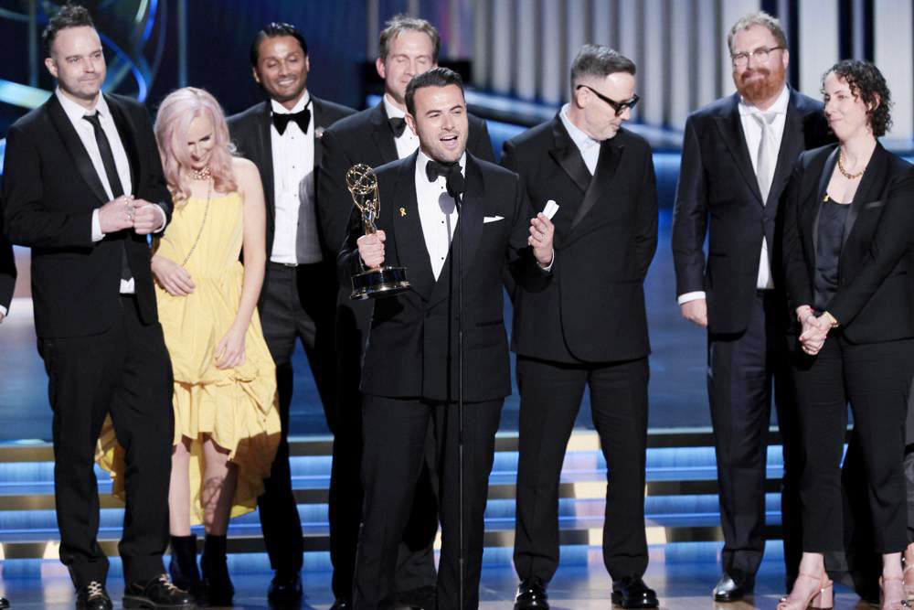 Elton John se convierte en un artista EGOT al ganar su primer Emmy