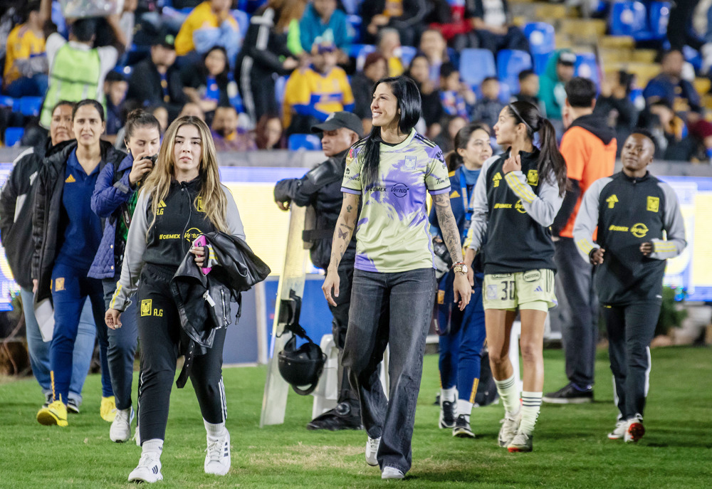 El campeón Tigres de Jenni Hermoso defiende marca perfecta ante el Santos