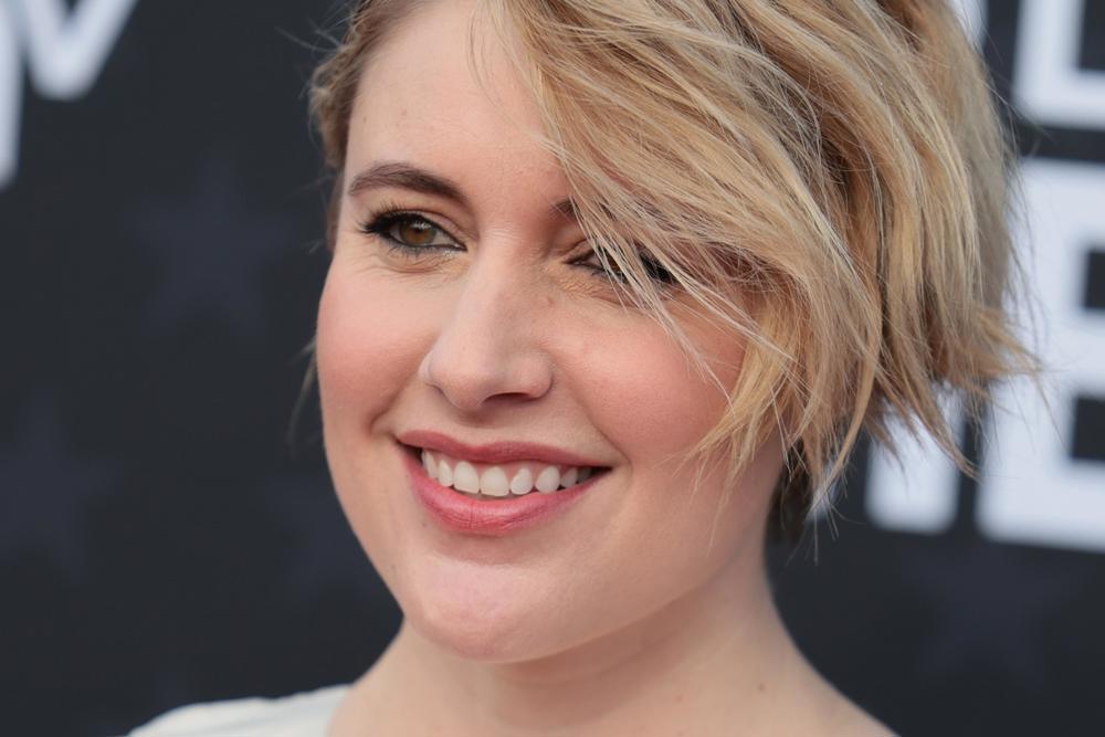 Hilary Clinton apoya a directora y protagonista de ‘Barbie’ tras la decepción en los Óscar