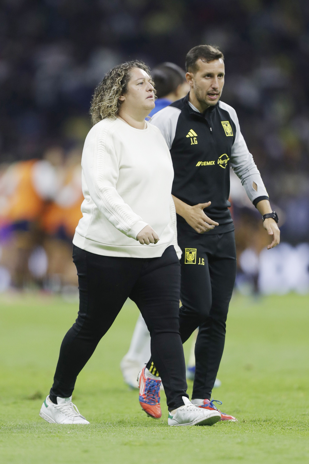 La española ‘Mila’ Martínez dice que Tigres no jugará para Jenni Hermoso