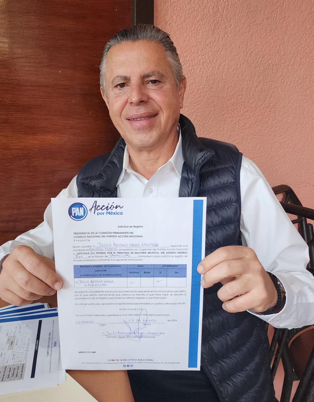 Se registra el alcalde Chucho Nader como aspirante a candidatura por la Diputación Federal