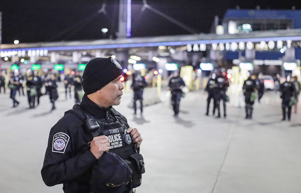 EE.UU. reabrirá varios puntos de entrada en la frontera sur en plena crisis migratoria