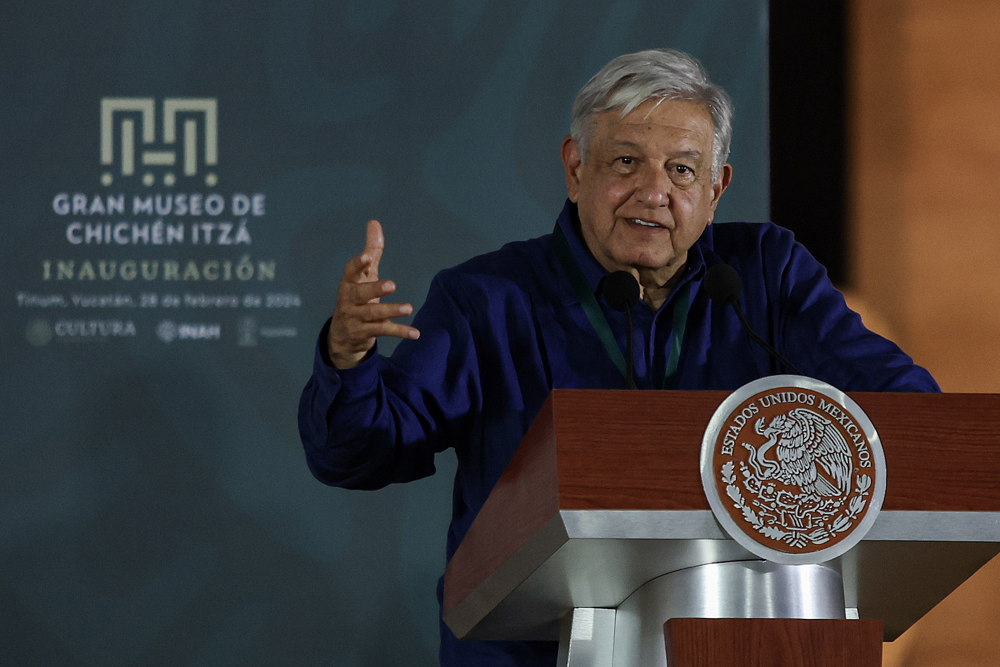 López Obrador dice que con Museo de Chichén Itzá se “rinde homenaje a los antiguos mayas”.