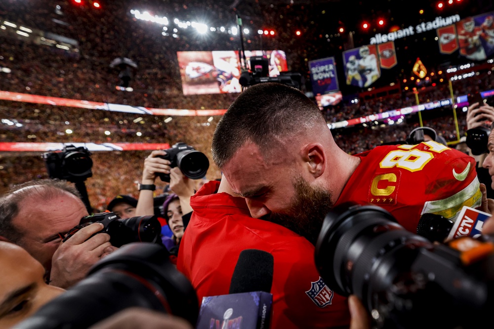 Un tiroteo con heridos siembra el caos en la celebración del Super Bowl en Kansas City
