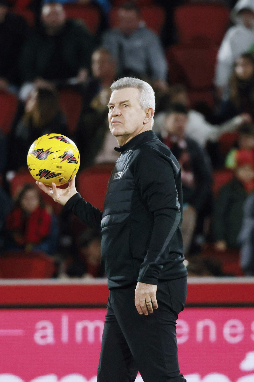 Javier Aguirre: “Duele mucho perder así”