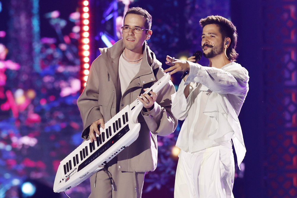 Camilo debutará en el Hollywood Bowl y Lafourcade regresa bajo la dirección de Dudamel