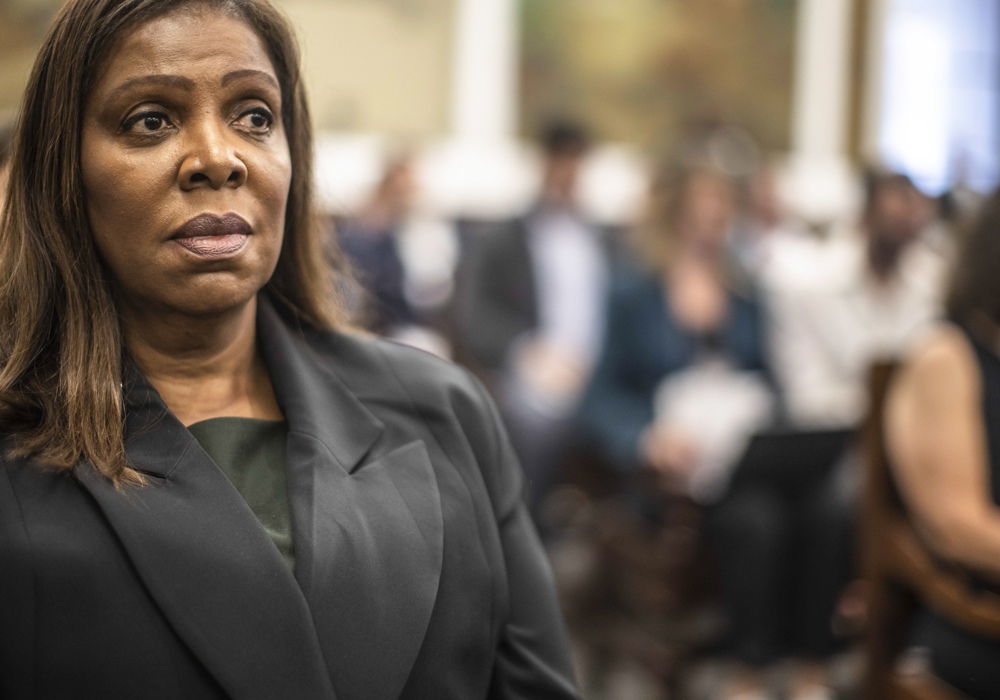 Coalición de 13 fiscales defiende la legalidad de DACA y pide anular fallo en su contra