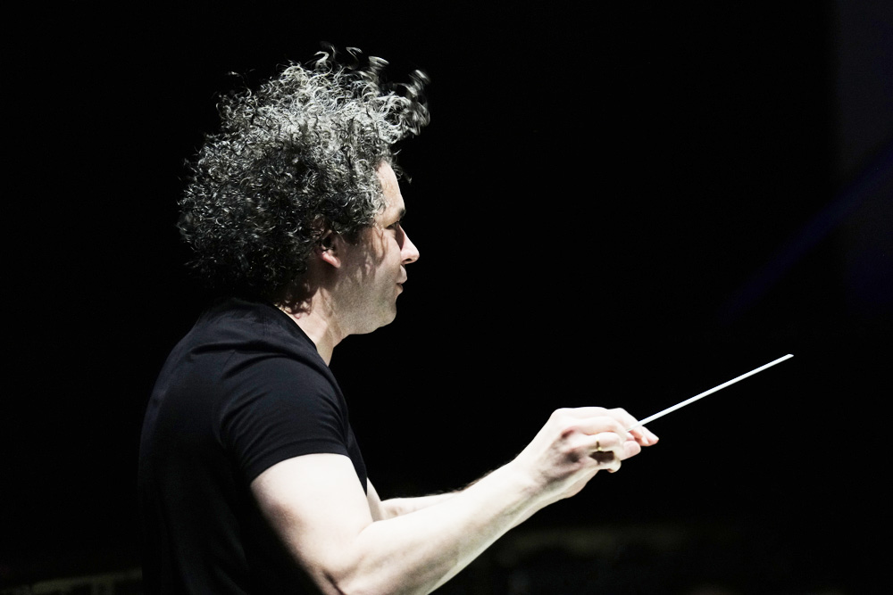 Gustavo Dudamel gana el grammy a mejor actuación de una orquesta por ‘Adès: Dante’