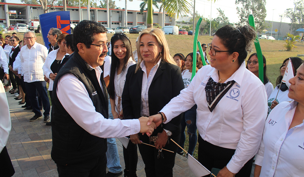 Impulsamos una Universidad más humana, transparente y socialmente responsable: Dámaso Anaya