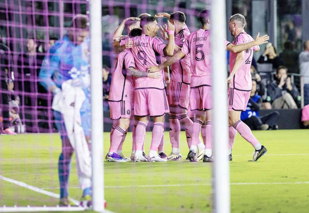 2-0. El Inter Miami arranca con buen pie en el debut oficial, sin gol, de Luis Suárez