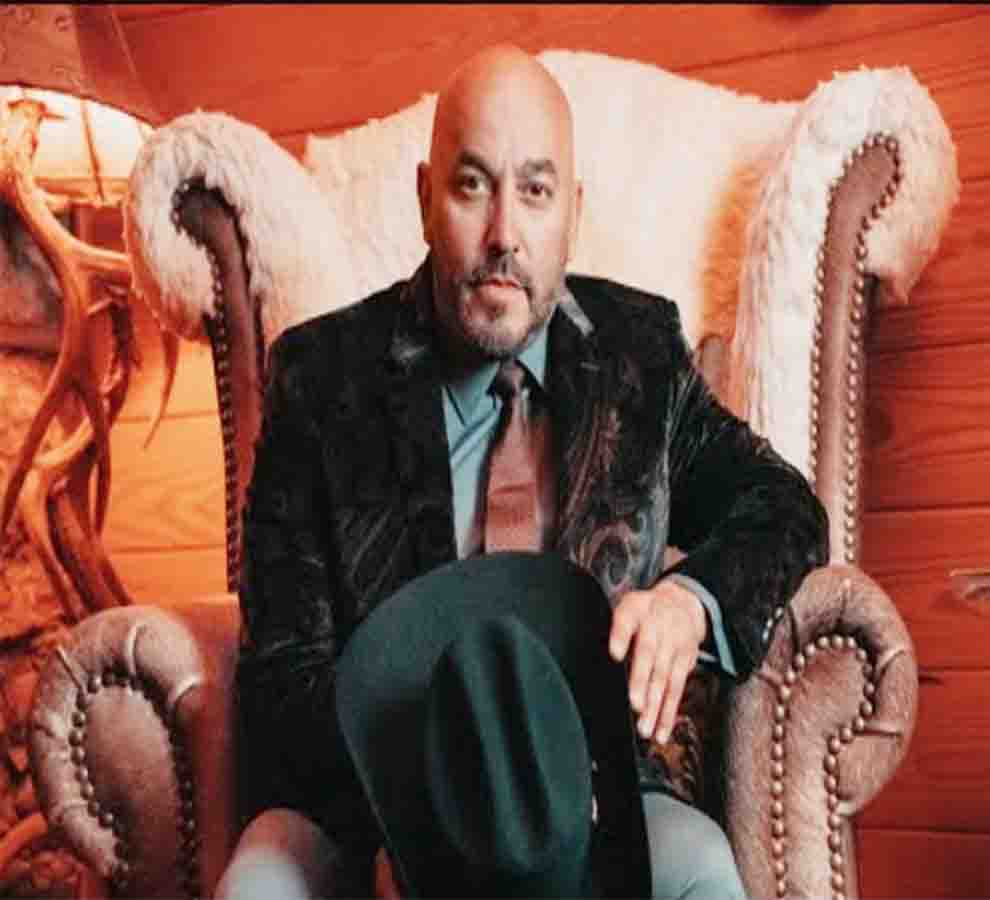 Lupillo Rivera rompe el silencio sobre su dolorosa ruptura con Belinda
