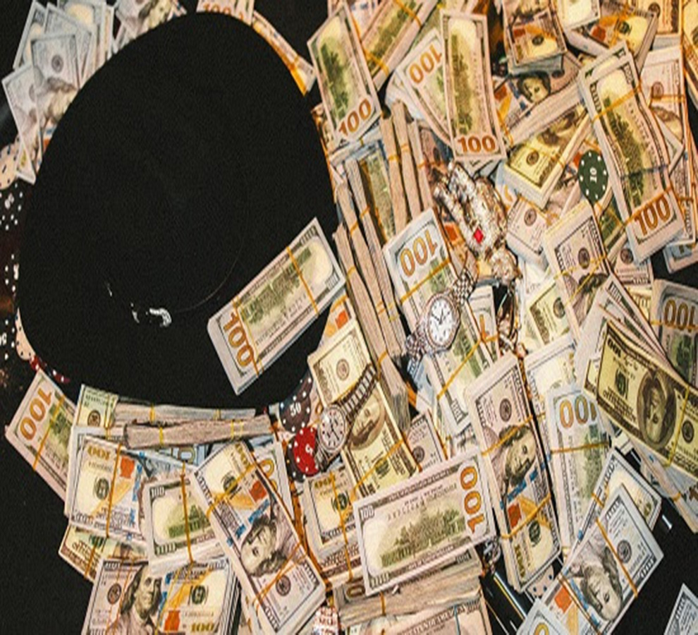 Maluma hace dueto con Octavo Cuadras y el Grupo Marca Registrada en “Bling bling”