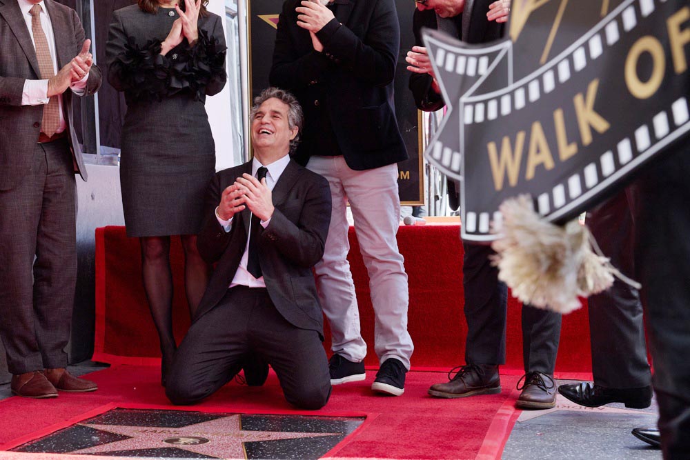 Mark Ruffalo recibe su estrella en el Paseo de la Fama de Howllywood