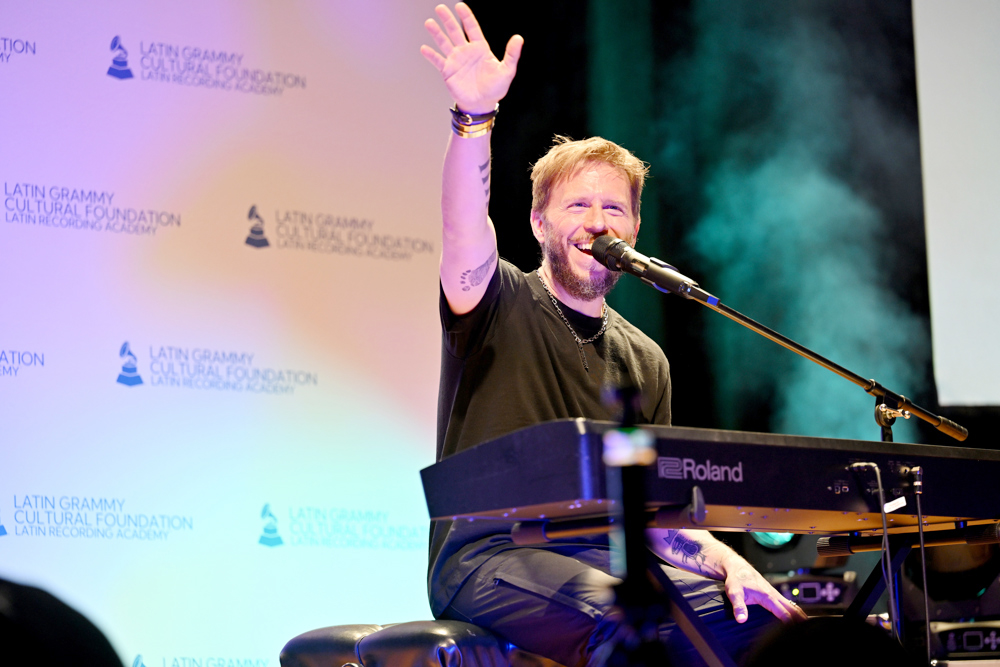 Cantautor Schajris versiona ‘Gracias a la vida’ para damnificados por incendio en Chile