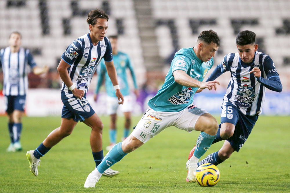 El Pachuca del uruguayo Guillermo Almada vence al León y es el nuevo líder del Clausura