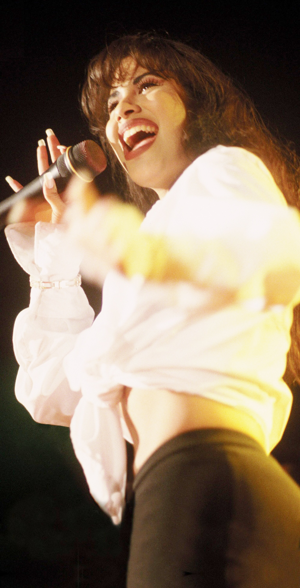 La exhibición “Siempre Selena” llega a El Paso con fotografías de John Dyer