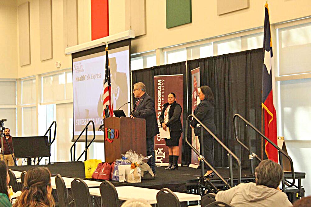 Programas de Texas A&M de Healthy South Texas y Colonias se unen