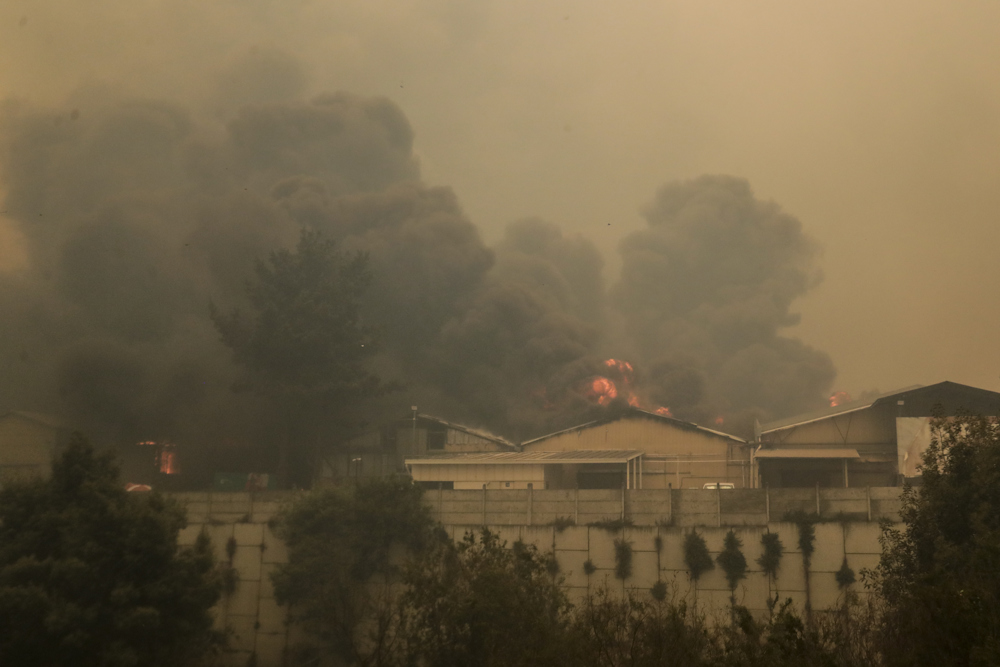 México envía a Chile aviones del Ejército con 20 toneladas de víveres ante los incendios