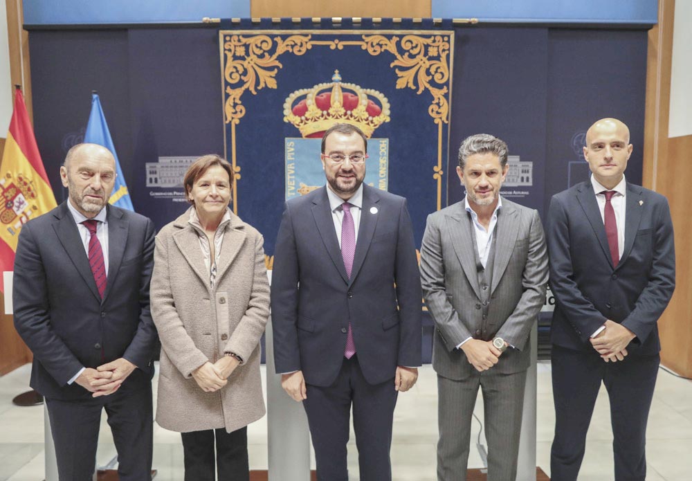 El Sporting aboga por aunar voluntades para que Asturias sea sede del Mundial