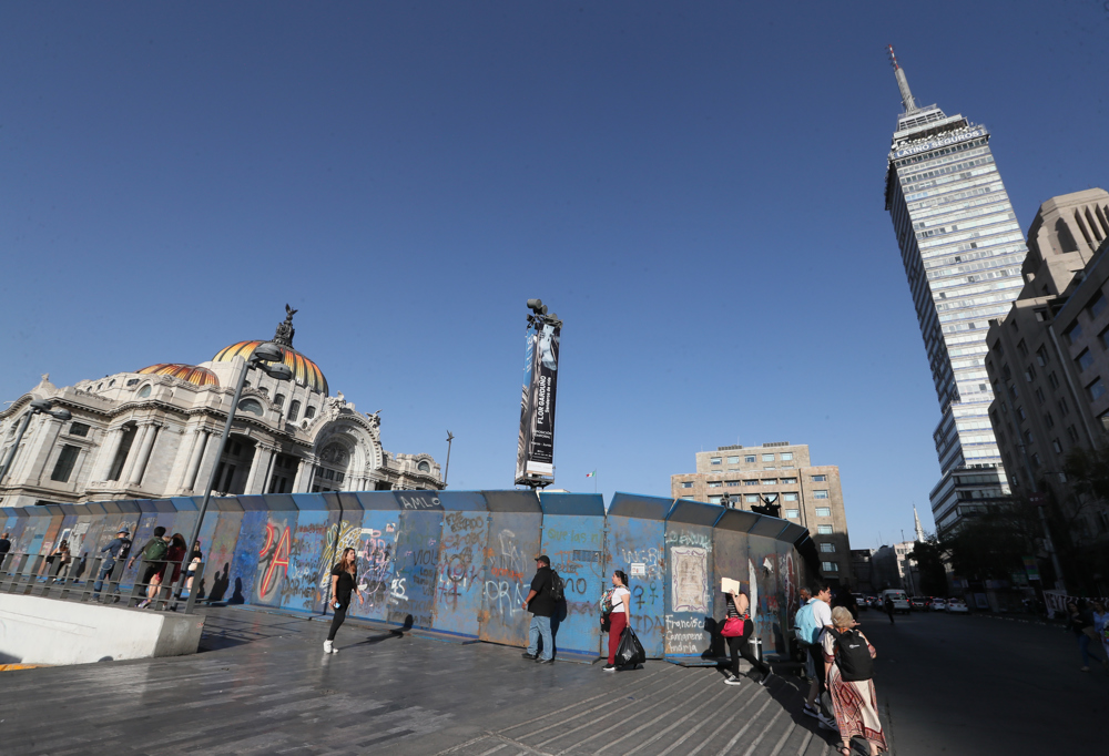 iudad de México dispone de 2.300 policías para vigilar las marchas de mujeres del 8M