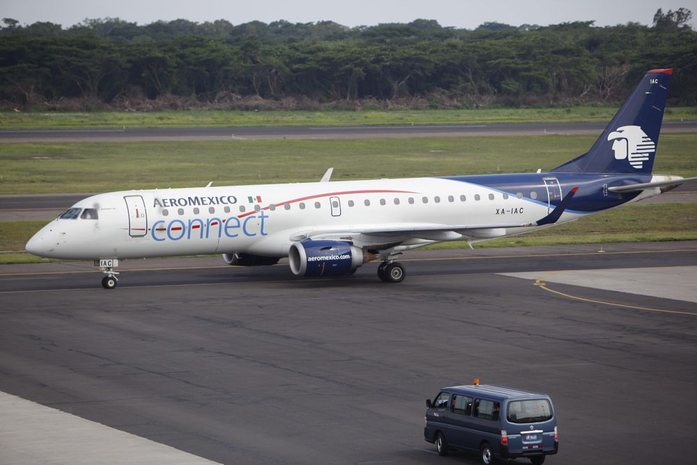 Una mujer da a luz en un avión de Aeroméxico