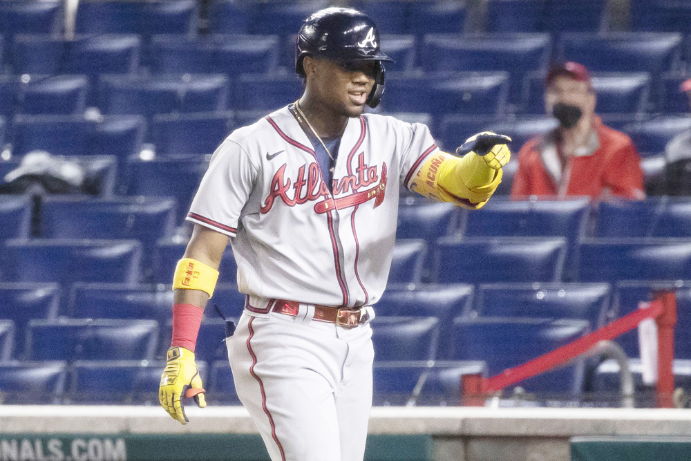 Acuña, el MVP de la Liga Nacional de la MLB, dice que se siente bien en su regreso al juego