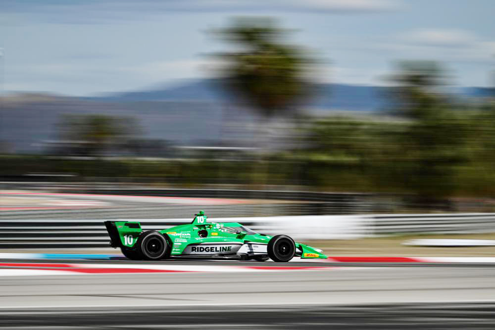 Álex Palou gana a placer el novedoso ‘Reto del millón de dólares’ de la IndyCar