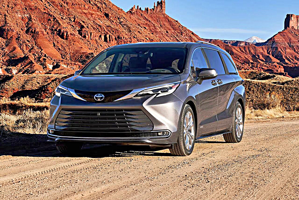 Toyota Sienna Platinum del 2024, un clásico y fiable minivan para un segmento que decrece