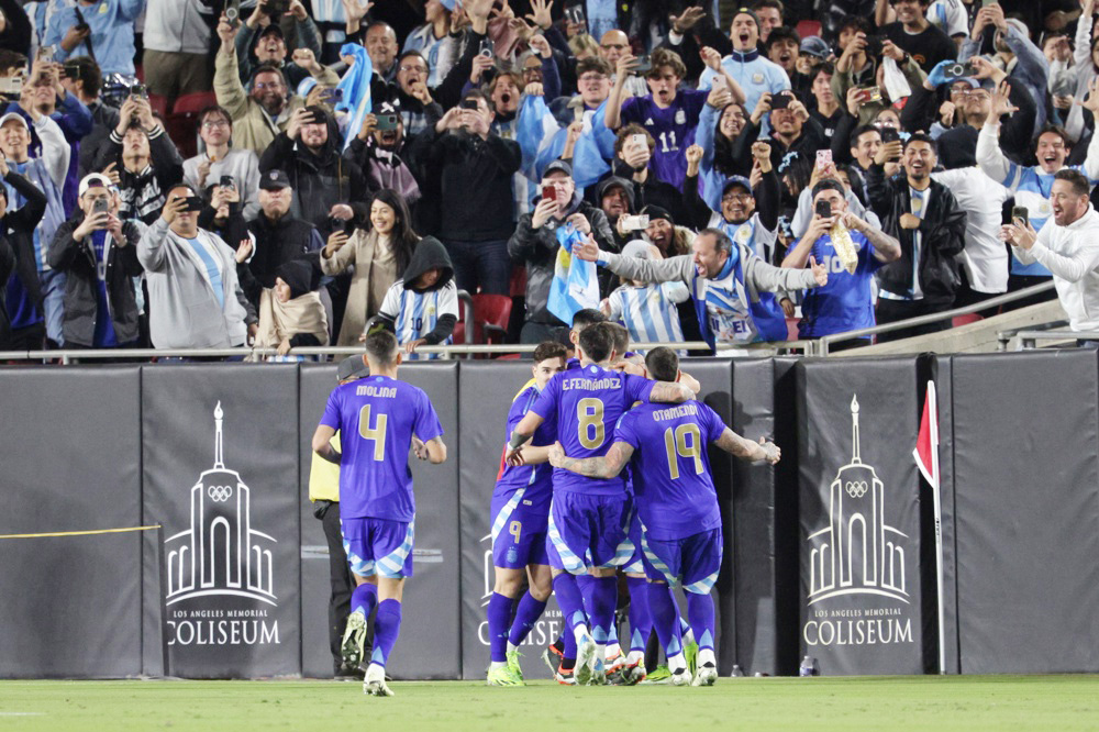 3-1. Argentina saca su orgullo, supera susto y sin Messi doblega a Costa Rica