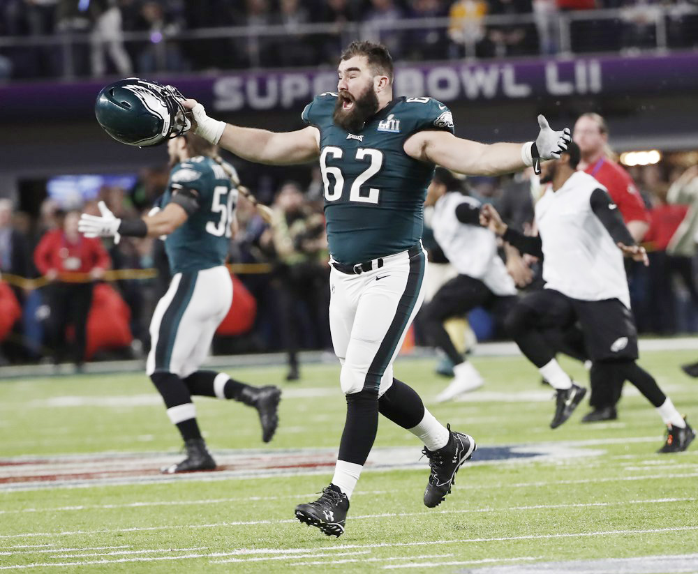 Eagles, de NFL; 76ers, NBA; Phillies, MLB; y Flyers, NHL; se unen a adiós a Jason Kelce
