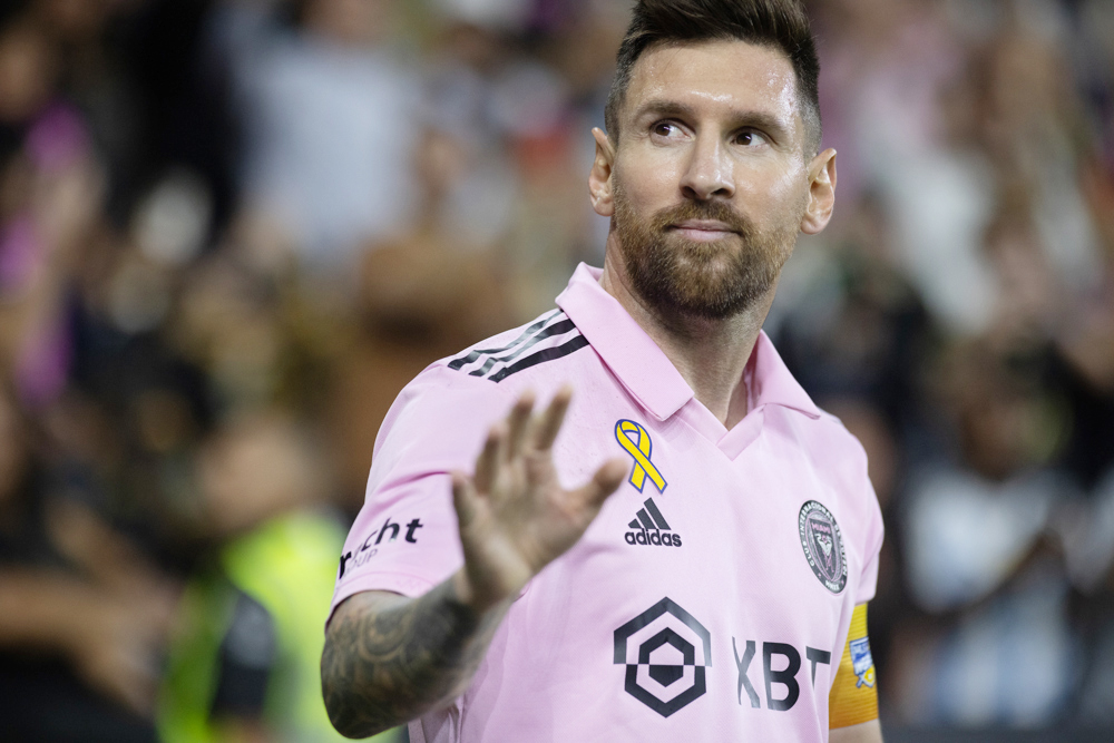 2-2. Messi y Suárez salvan al Inter Miami de un incendio en Nashville