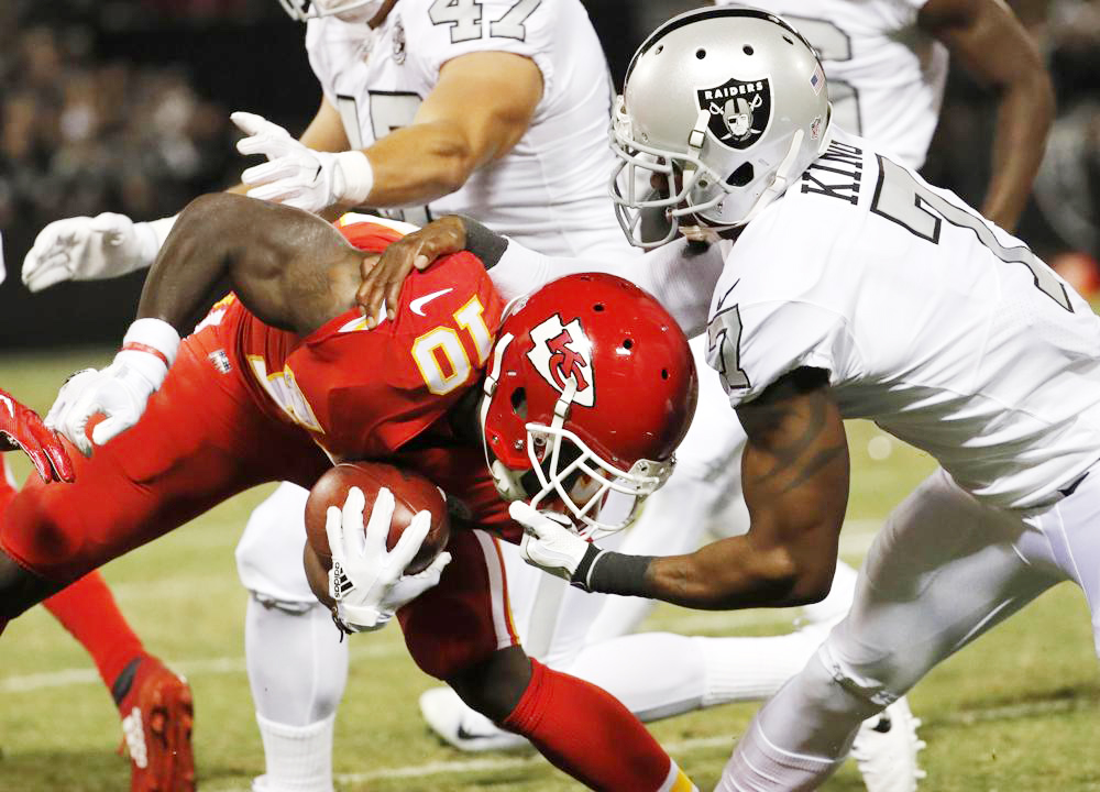 La NFL propone prohibir la ‘tackleada’ ‘hip-drop’ y cambiar la regla de la patada inicial