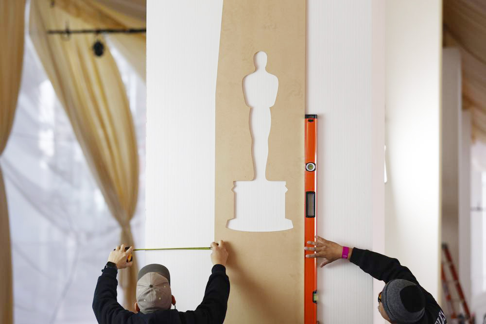 La Academia de Hollywood regresa al glamour de antaño con una alfombra roja para los Óscar