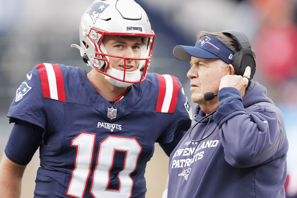 Patriots envía a Mac Jones, su quarterback estelar, a Jaguars a cambio de elección draft