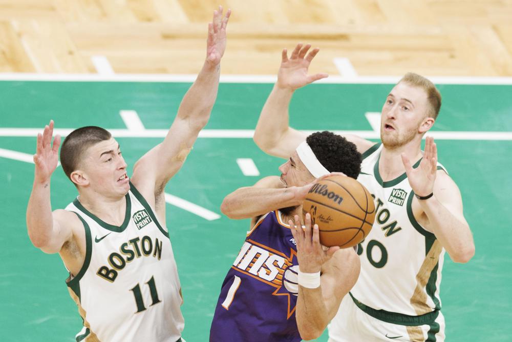 127-112. Los Celtics imponen la ley del Garden y sellan su billete a los ‘playoffs’ de la NBA