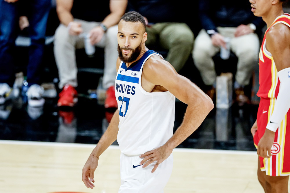 La NBA multa con 100.000 dólares a Gobert por una polémica con las apuestas de fondo