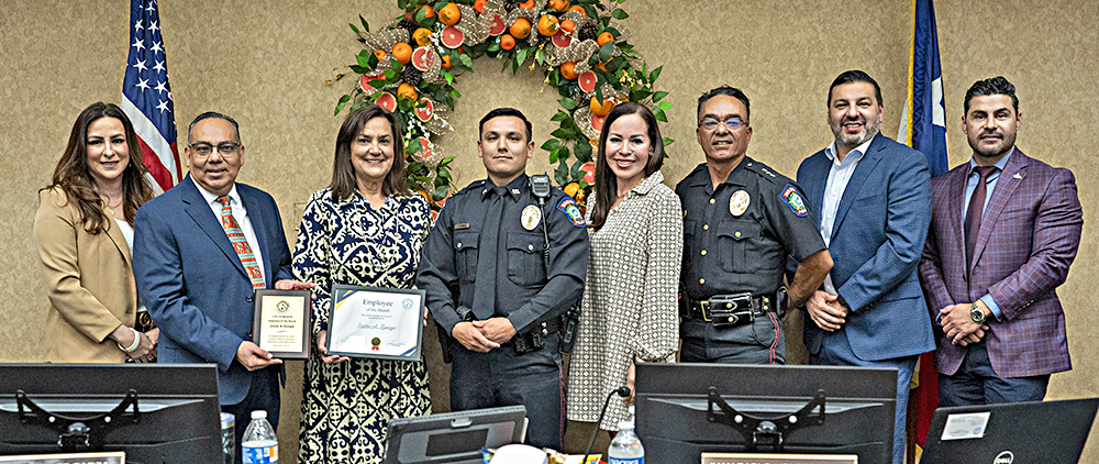 Nombran al Oficial Jesse Zúñiga Empleado del Mes de febrero de 2024