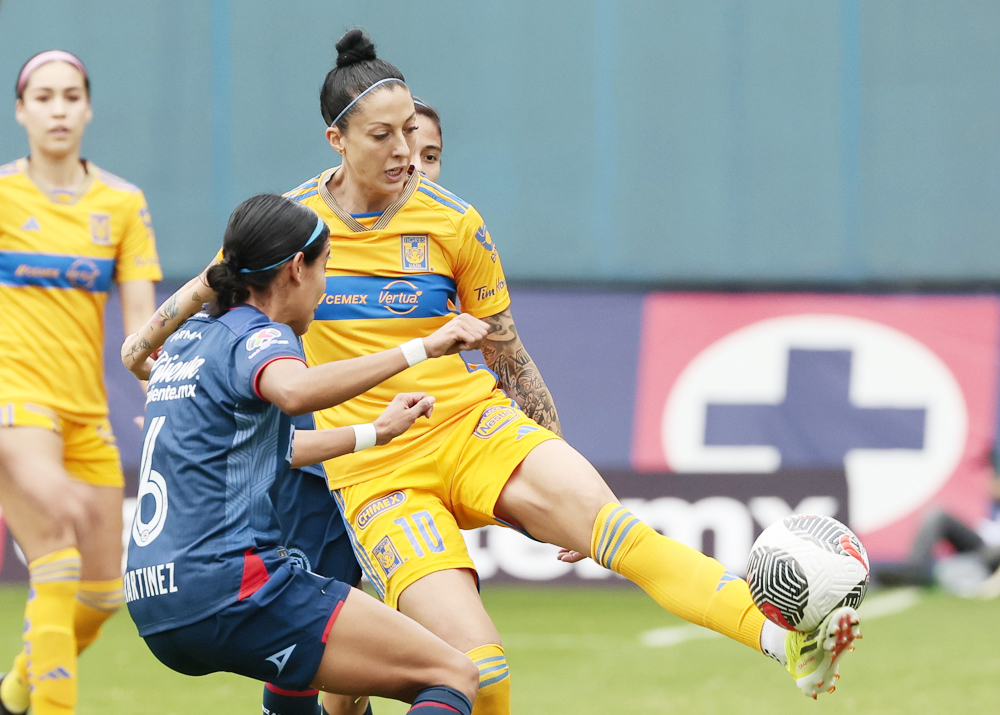 Tigres se mantienen líderes y Katty Martínez como la mejor goleadora del fútbol femenino en México