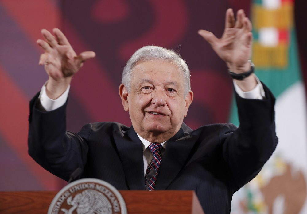 López Obrador afirma que México crece por rechazar las recomendaciones del FMI y el BM