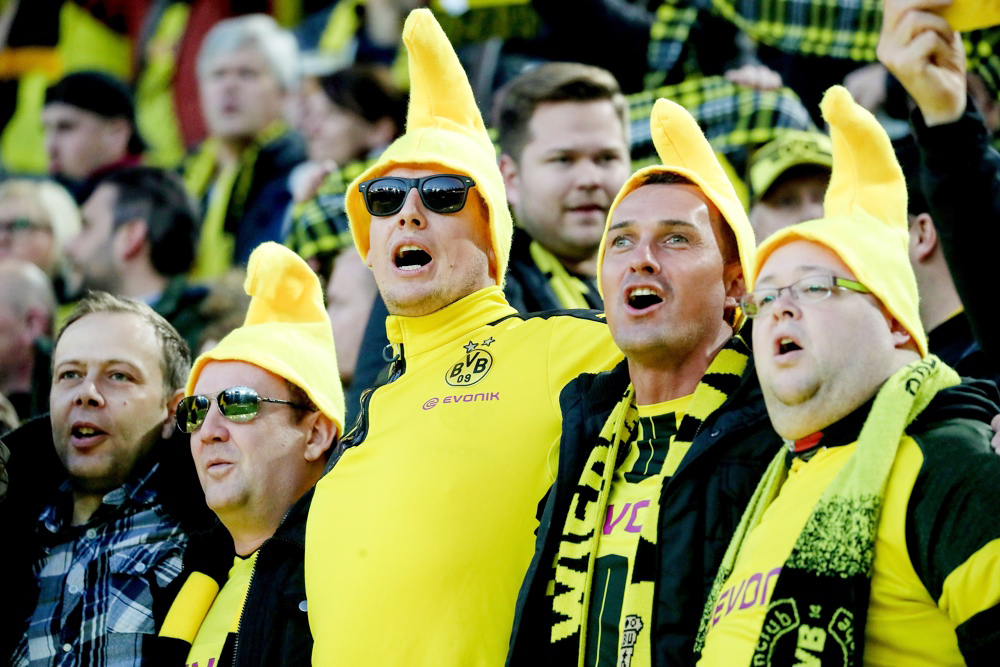 Hinchas mexicanos del Atlético y Dortmund comparten fiebre de Liga de Campeones