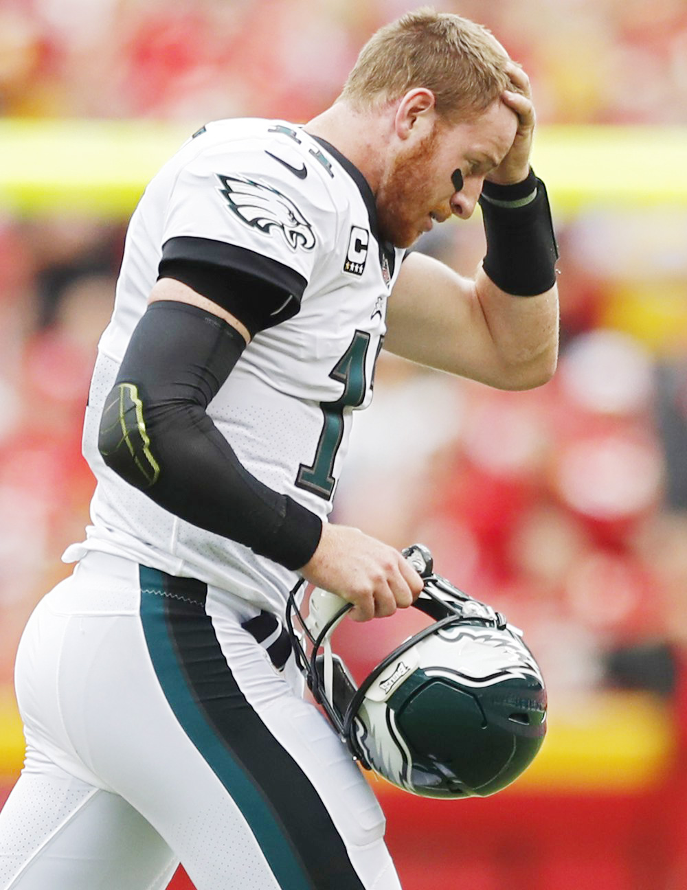 El quarterback Carson Wentz firma por un año con los campeones Kansas City Chiefs