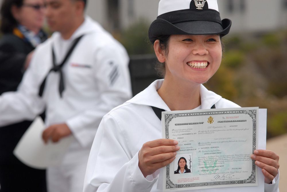 USCIS anuncia 10 millones para organizaciones que promuevan la naturalización en EEUU